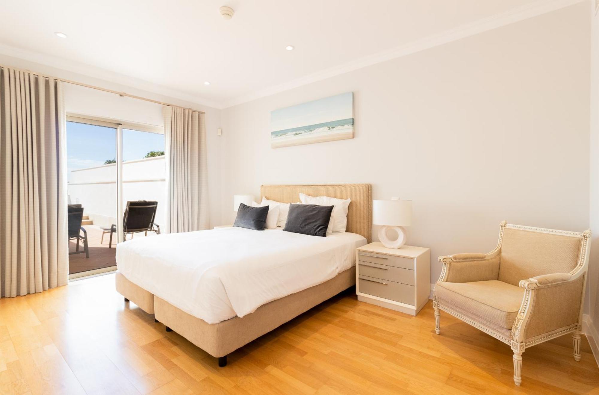 Dunas Douradas Beach Club Vale do Lobo Rum bild