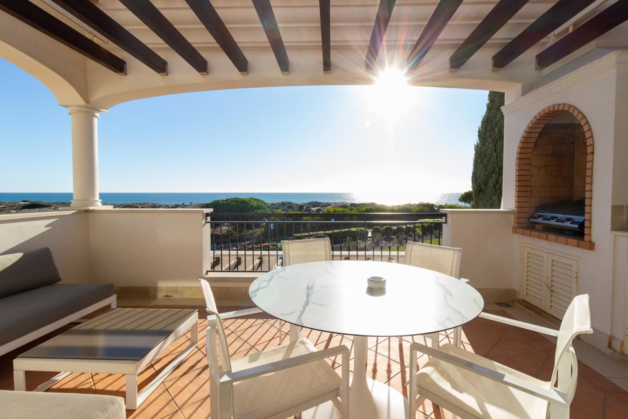 Dunas Douradas Beach Club Vale do Lobo Rum bild
