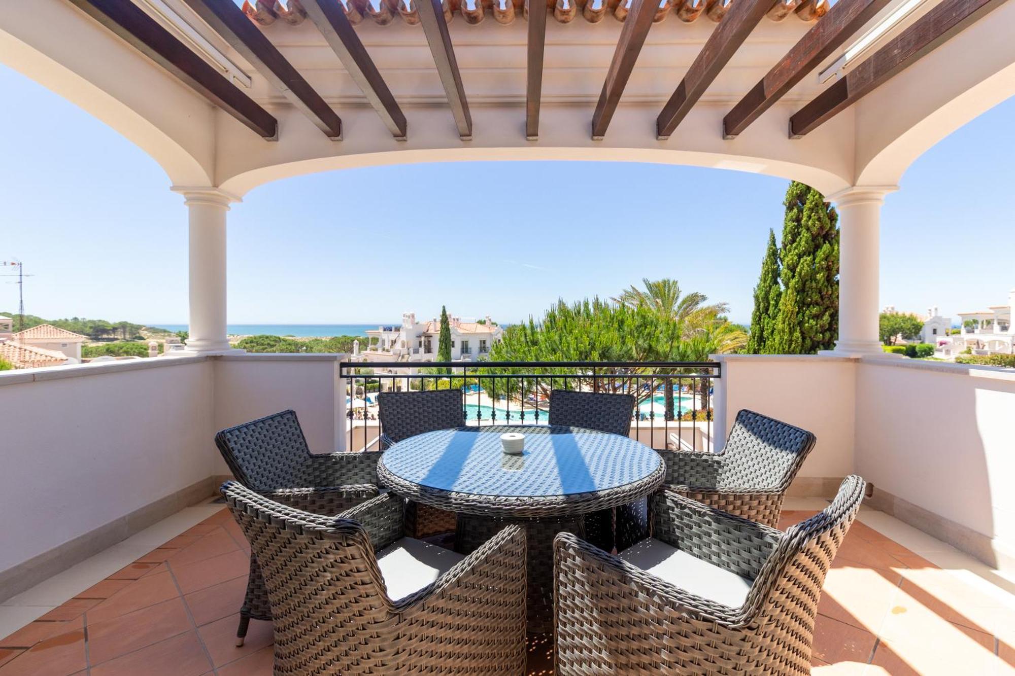 Dunas Douradas Beach Club Vale do Lobo Rum bild